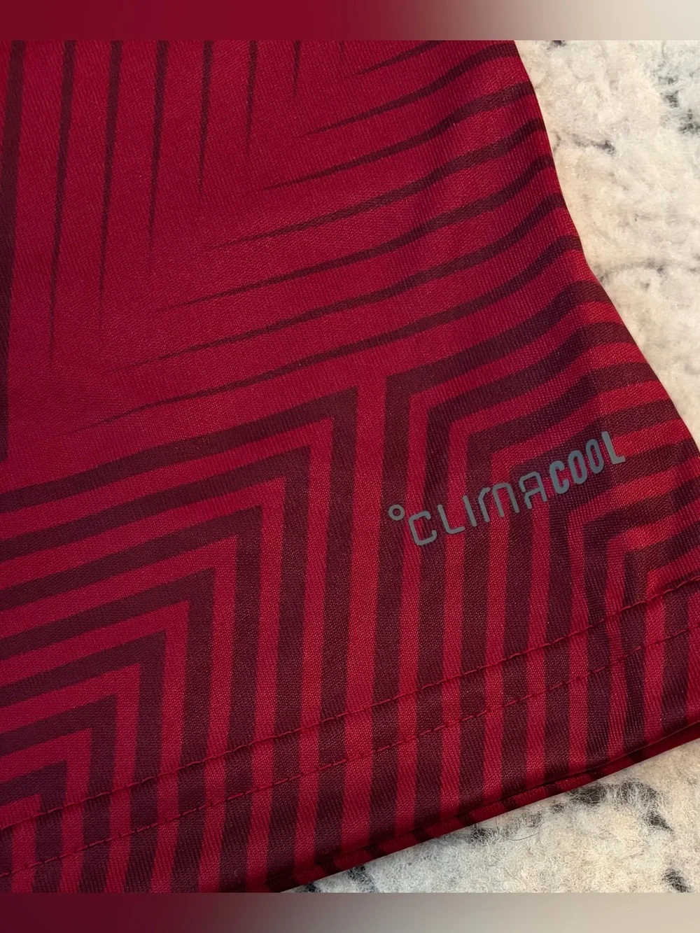 Adidas Authentic Venezuela National Team Vinotinto 2026 Jersey KB3723 Men’s Sz L